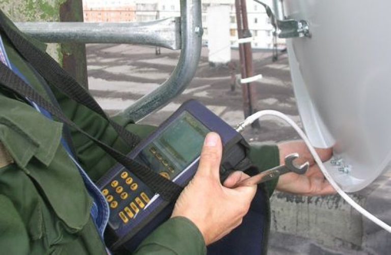 Установка спутниковой антенны в Верхнем Уфалее в октябре